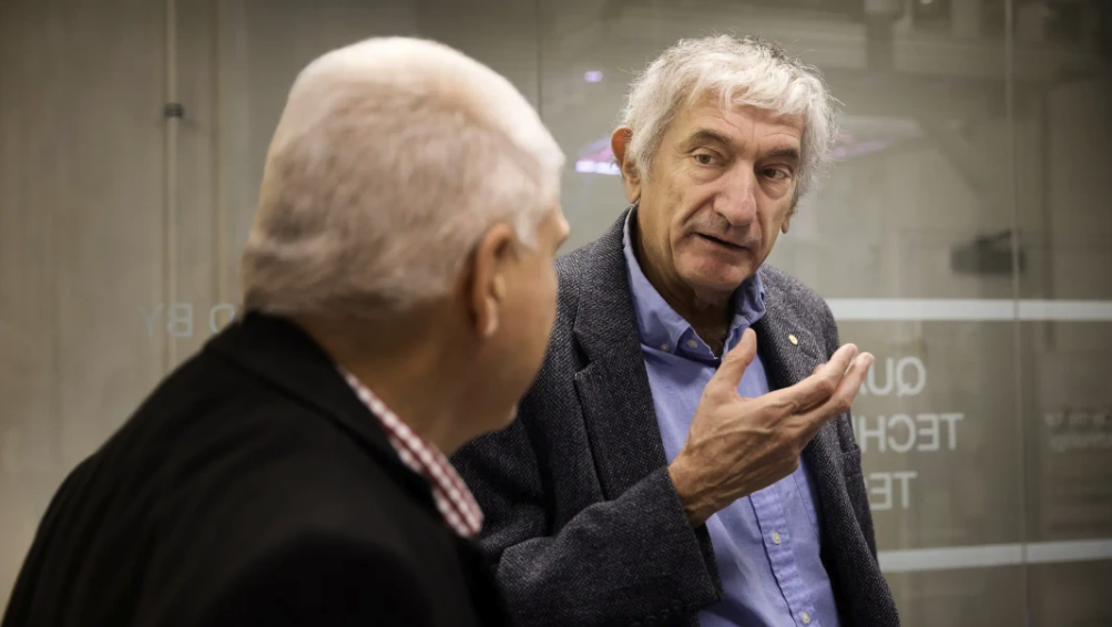 Nobelpristagare i fysik 2025 John Martinis i kvanttestbädden